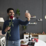 RealLifeCamù: The Reality of Watching Real Lives